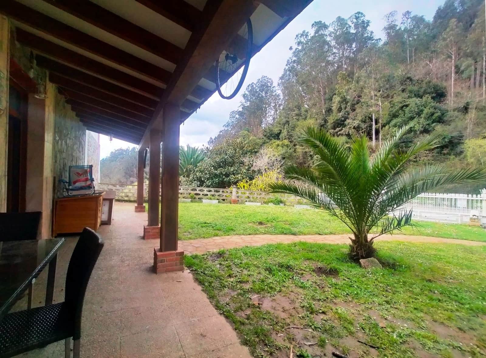 8 soveværelse Villa til salg i Pravia med garage - € 325.000 (Ref: 8887527)