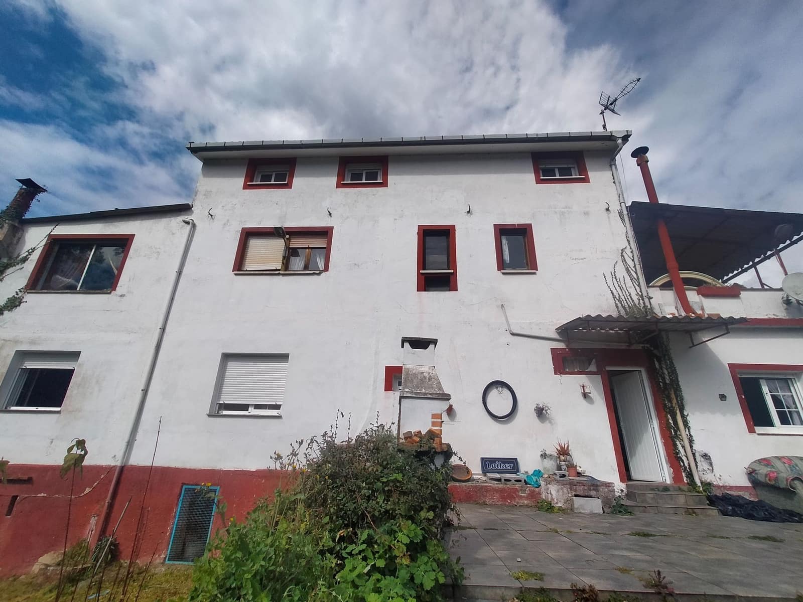 8 soveværelse Villa til salg i Pravia med garage - € 325.000 (Ref: 8887527)