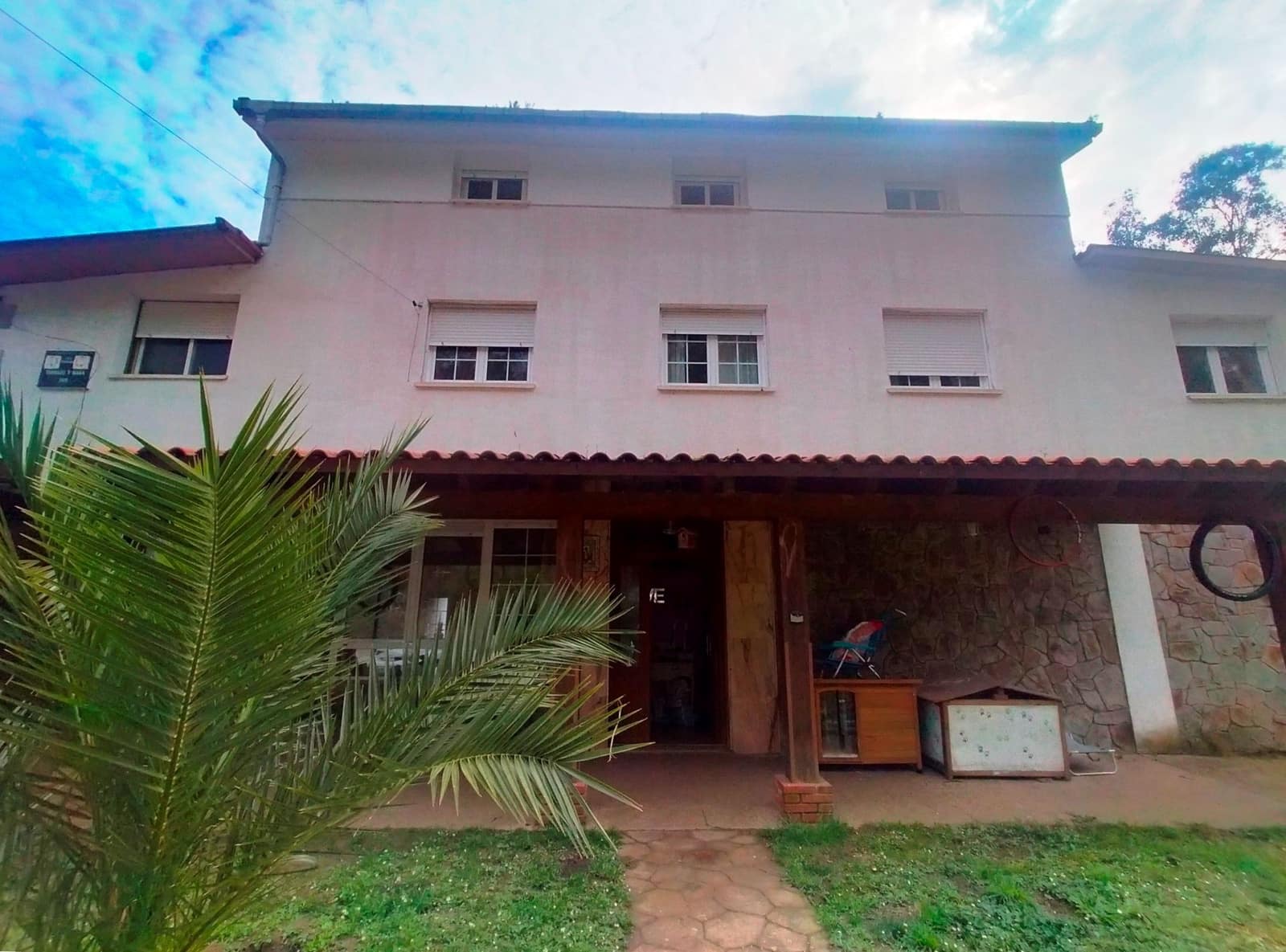 8 soveværelse Villa til salg i Pravia med garage - € 325.000 (Ref: 8887527)