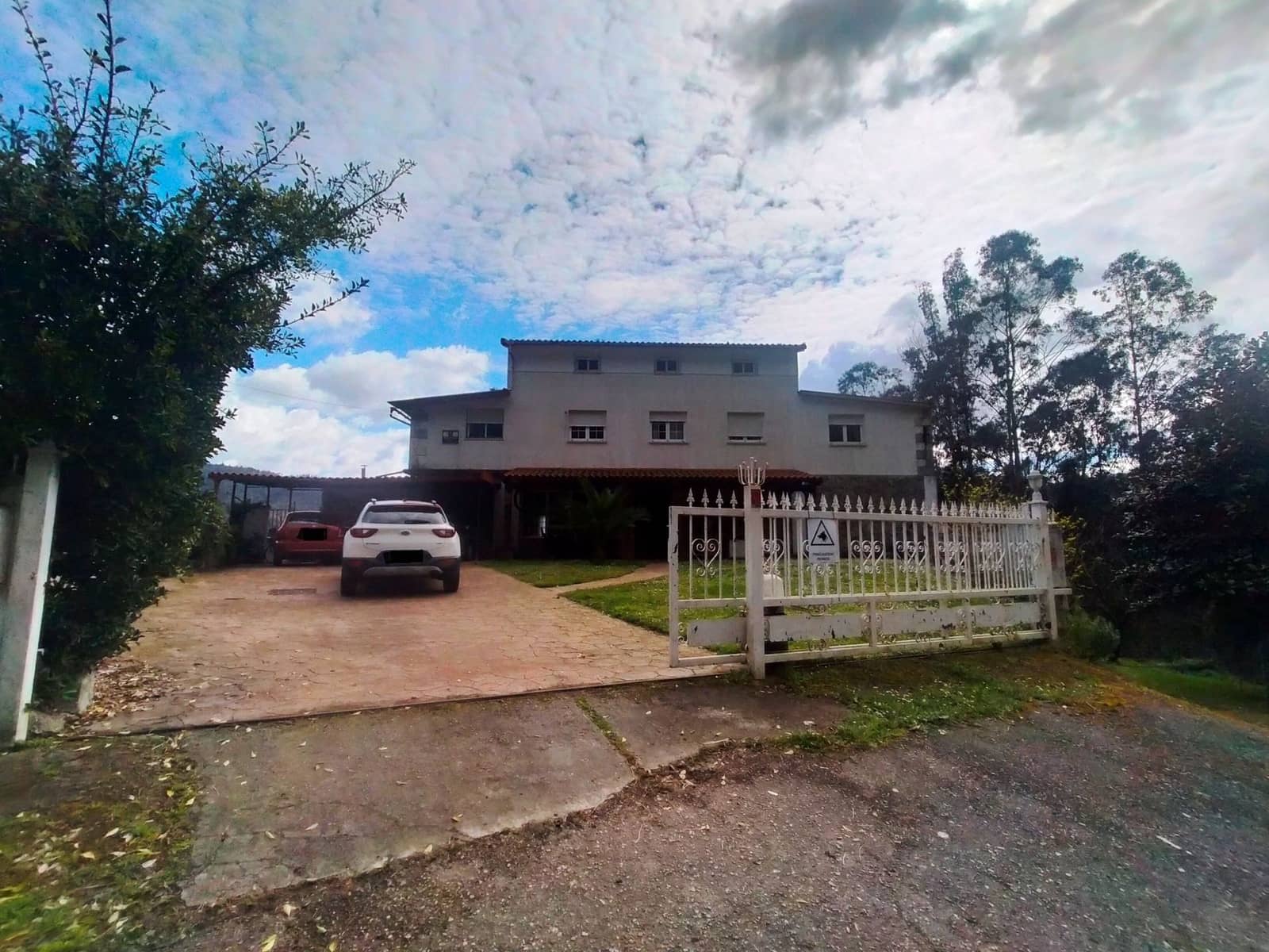 8 soveværelse Villa til salg i Pravia med garage - € 325.000 (Ref: 8887527)