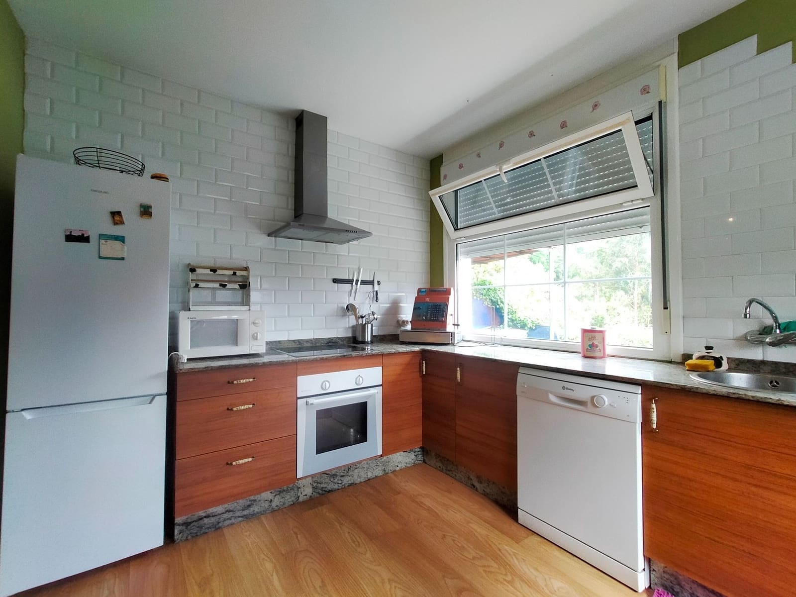 8 soveværelse Villa til salg i Pravia med garage - € 325.000 (Ref: 8887527)