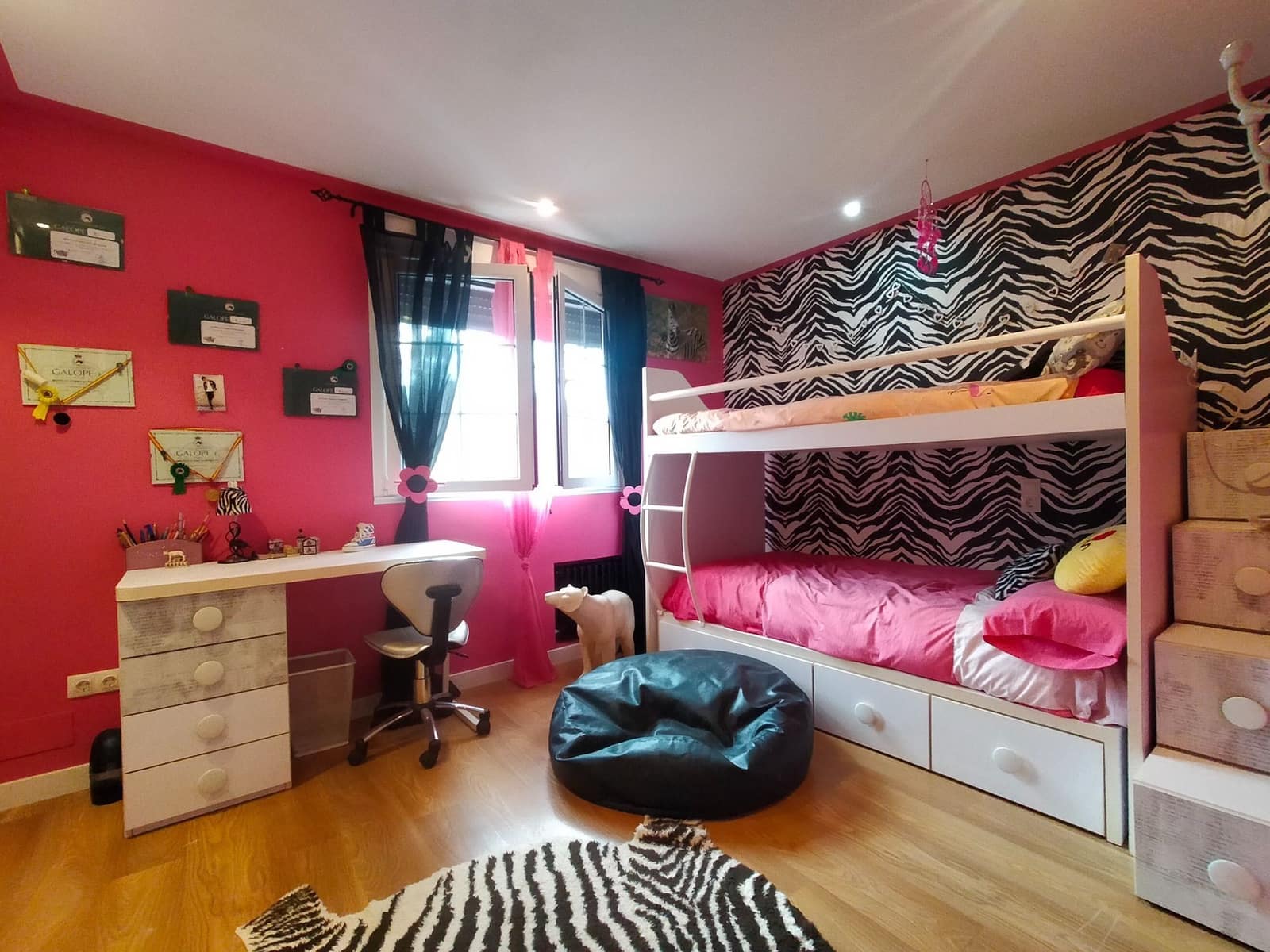 8 soveværelse Villa til salg i Pravia med garage - € 325.000 (Ref: 8887527)