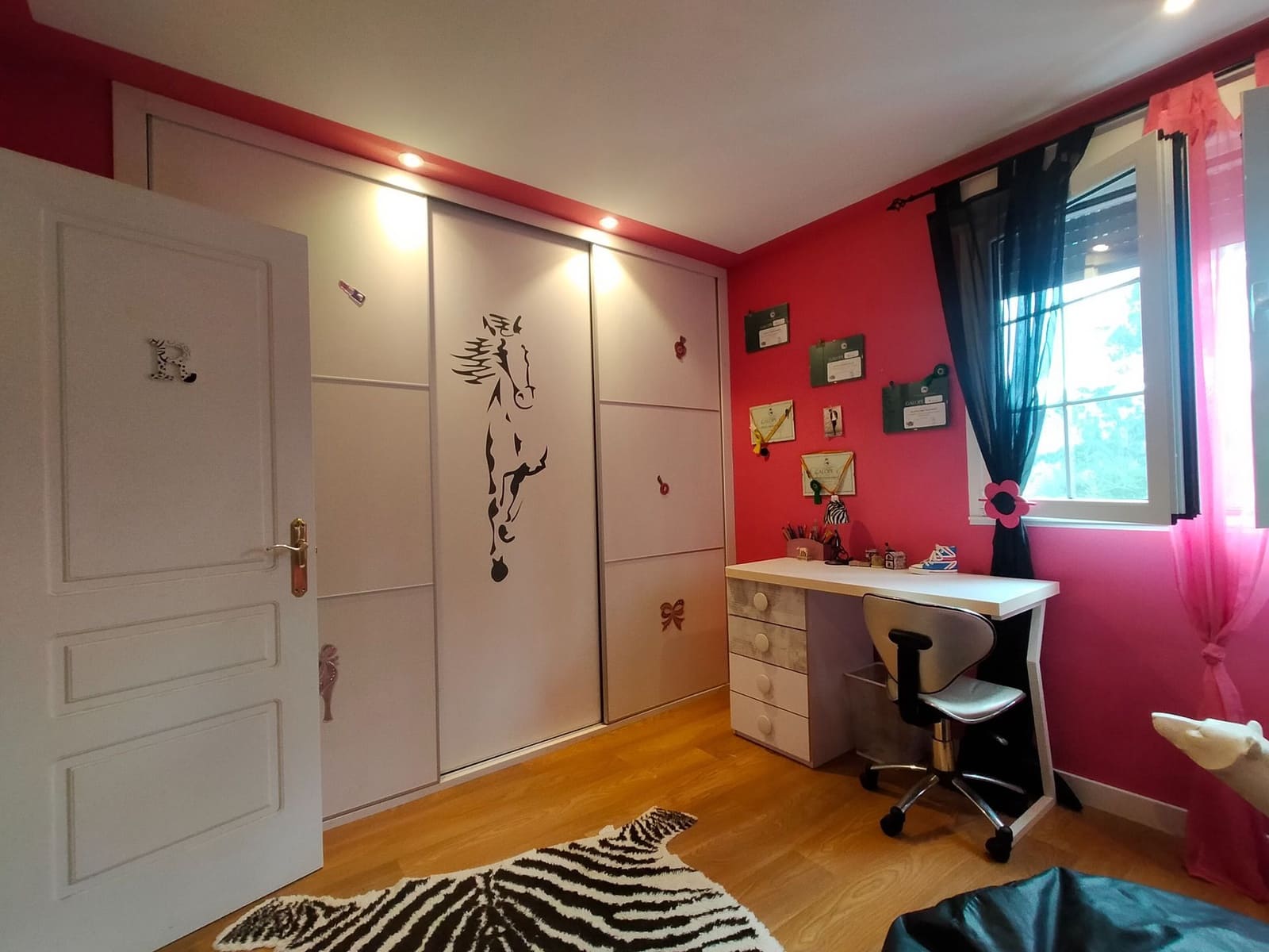 8 soveværelse Villa til salg i Pravia med garage - € 325.000 (Ref: 8887527)