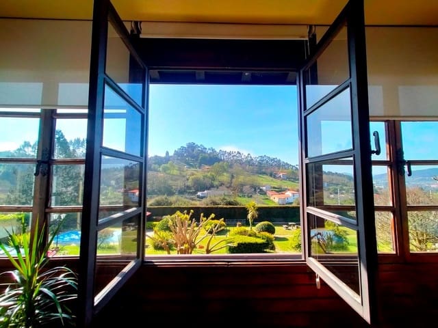 5 soveværelse Villa til salg i Pravia med swimmingpool garage - € 750.000 (Ref: 8926063)