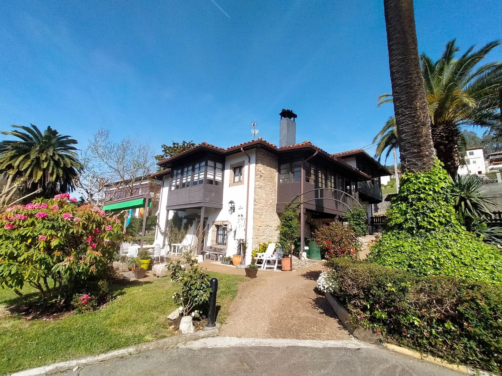 5 soveværelse Villa til salg i Pravia med swimmingpool garage - € 750.000 (Ref: 8926063)