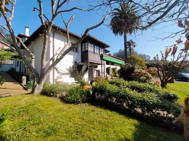 5 soverom Villa til salgs i Pravia med svømmebasseng garasje - € 750 000 (Ref: 8926063)