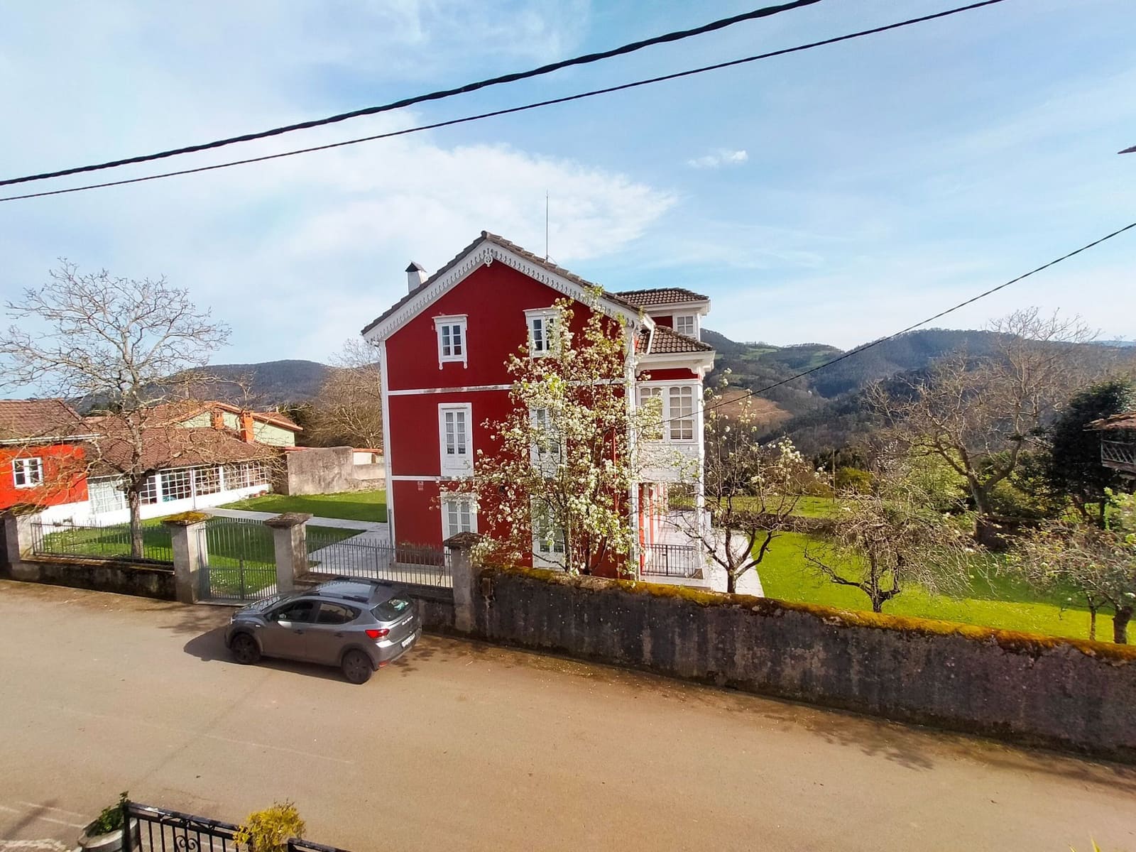 4 soveværelse Semi-Rækkehus til salg i Pravia med garage - € 165.000 (Ref: 8934881)