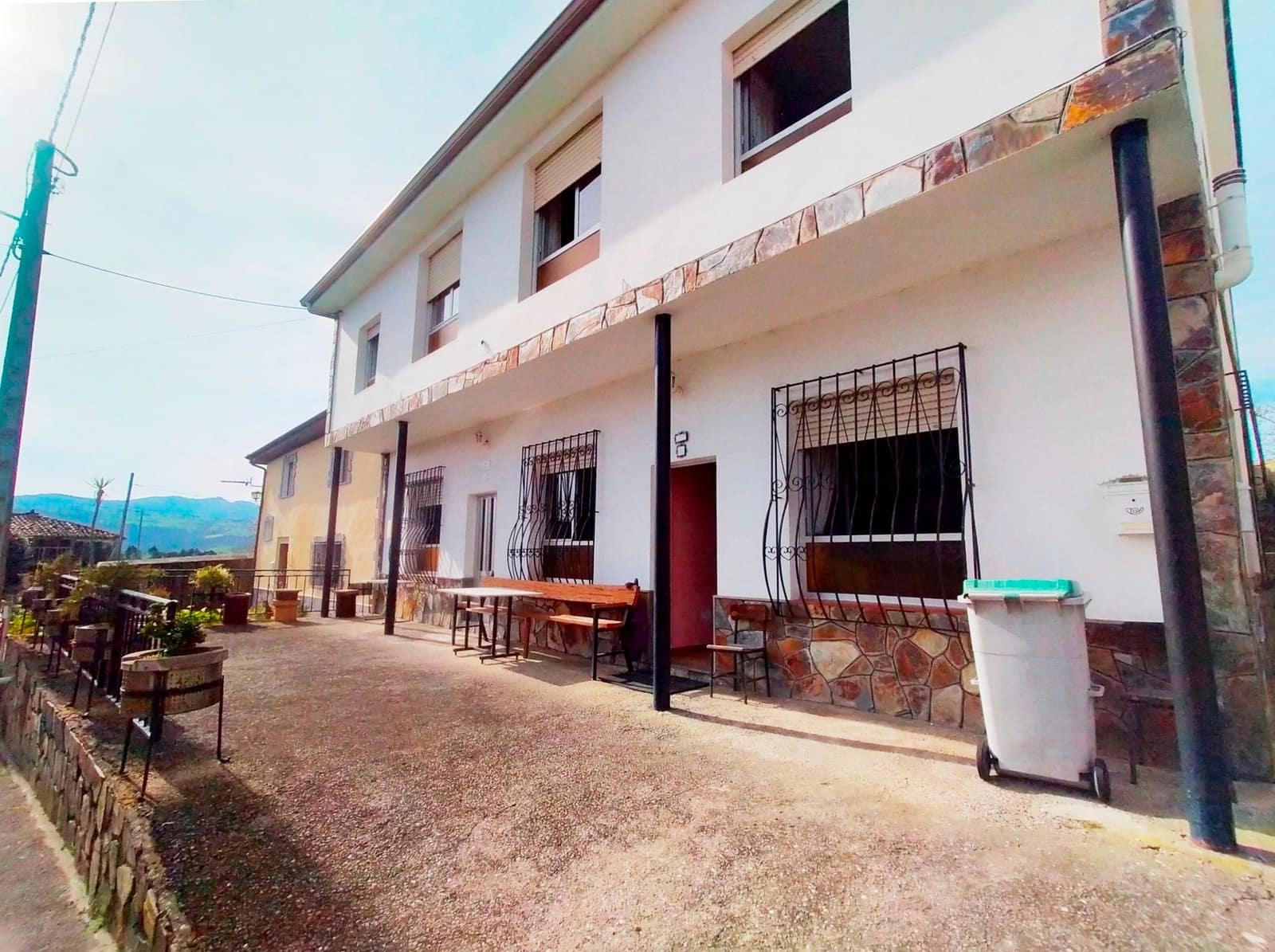 4 soveværelse Semi-Rækkehus til salg i Pravia med garage - € 165.000 (Ref: 8934881)