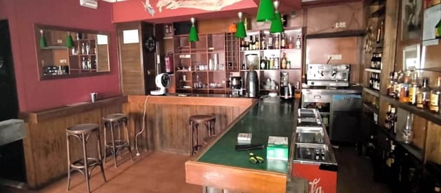 Erhverv til salg i Pravia - € 50.000 (Ref: 8980121)