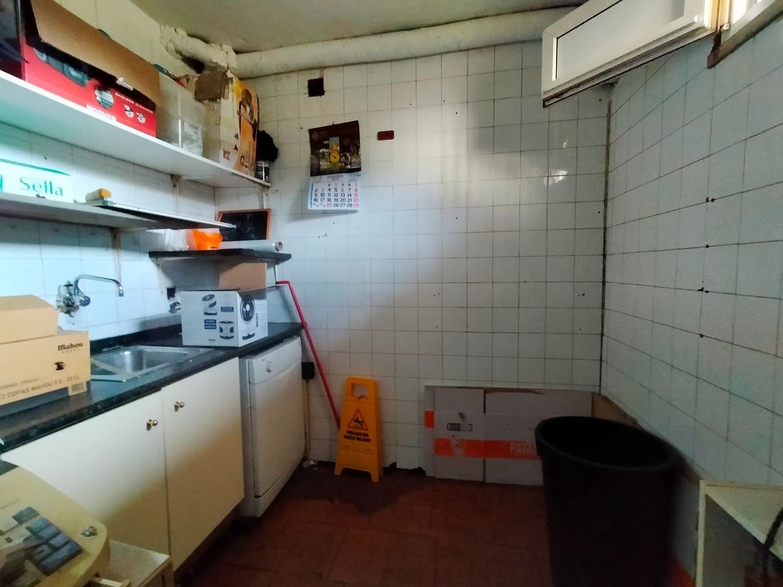 Erhverv til salg i Pravia - € 50.000 (Ref: 8980121)