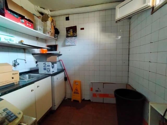 Erhverv til salg i Pravia - € 50.000 (Ref: 8980121)