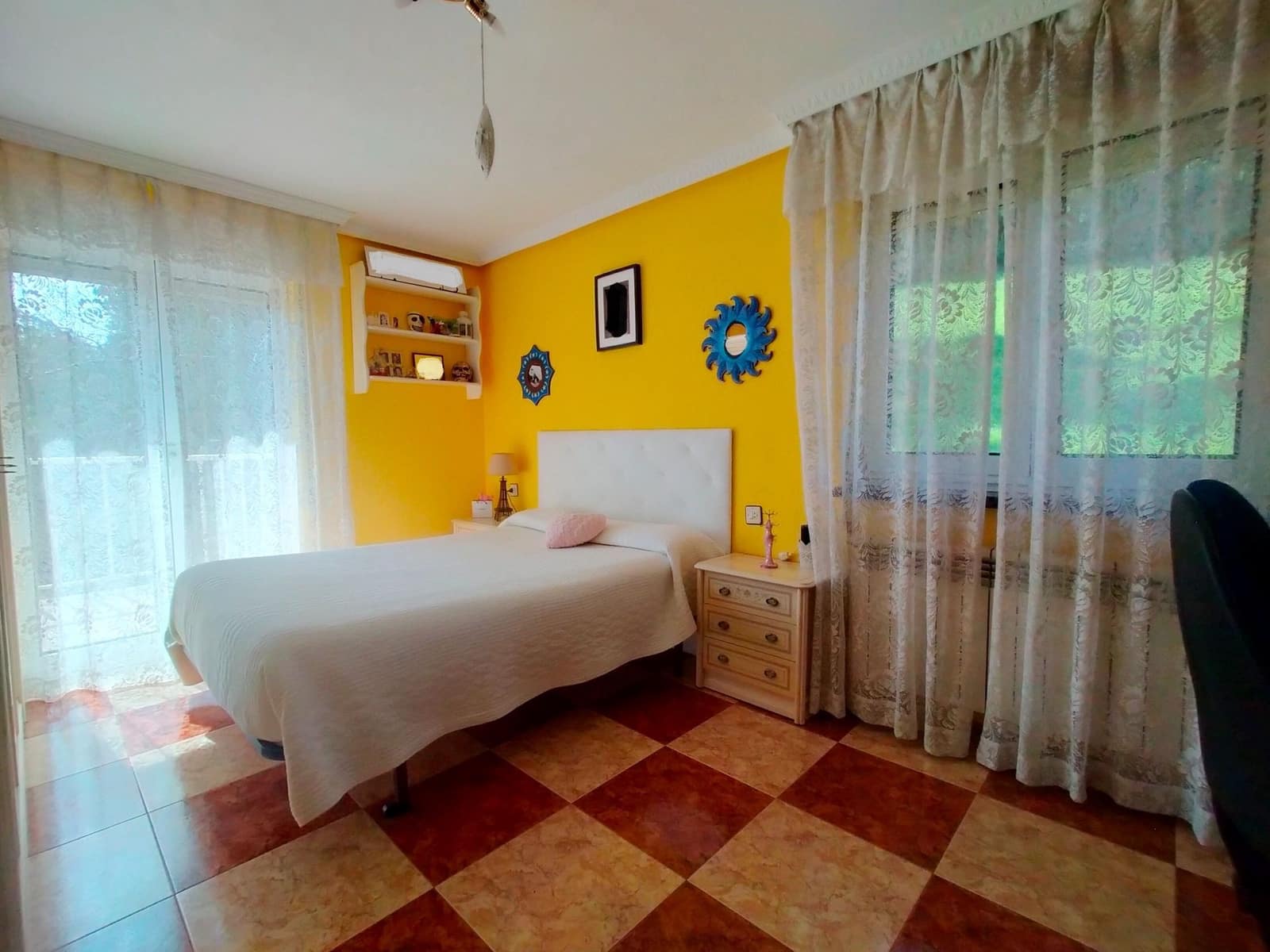 3 soveværelse Villa til salg i Soto del Barco med swimmingpool garage - € 350.000 (Ref: 9017104)