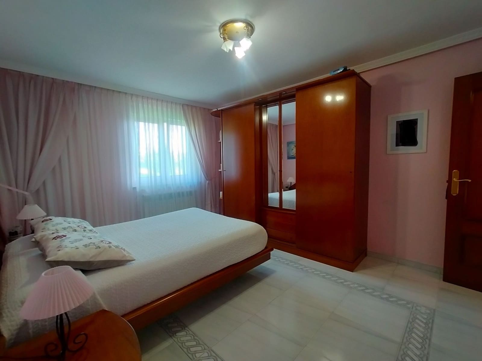 3 soveværelse Villa til salg i Soto del Barco med swimmingpool garage - € 350.000 (Ref: 9017104)