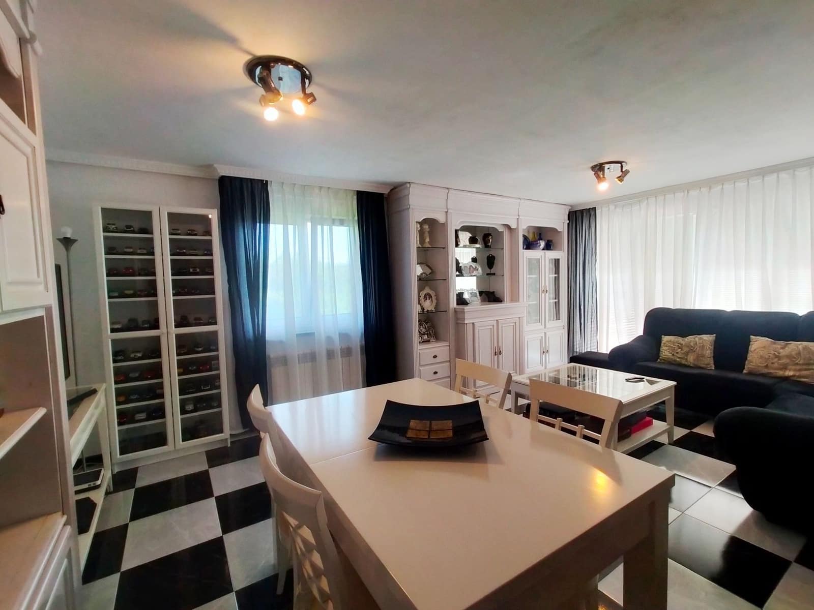 3 soveværelse Villa til salg i Soto del Barco med swimmingpool garage - € 350.000 (Ref: 9017104)