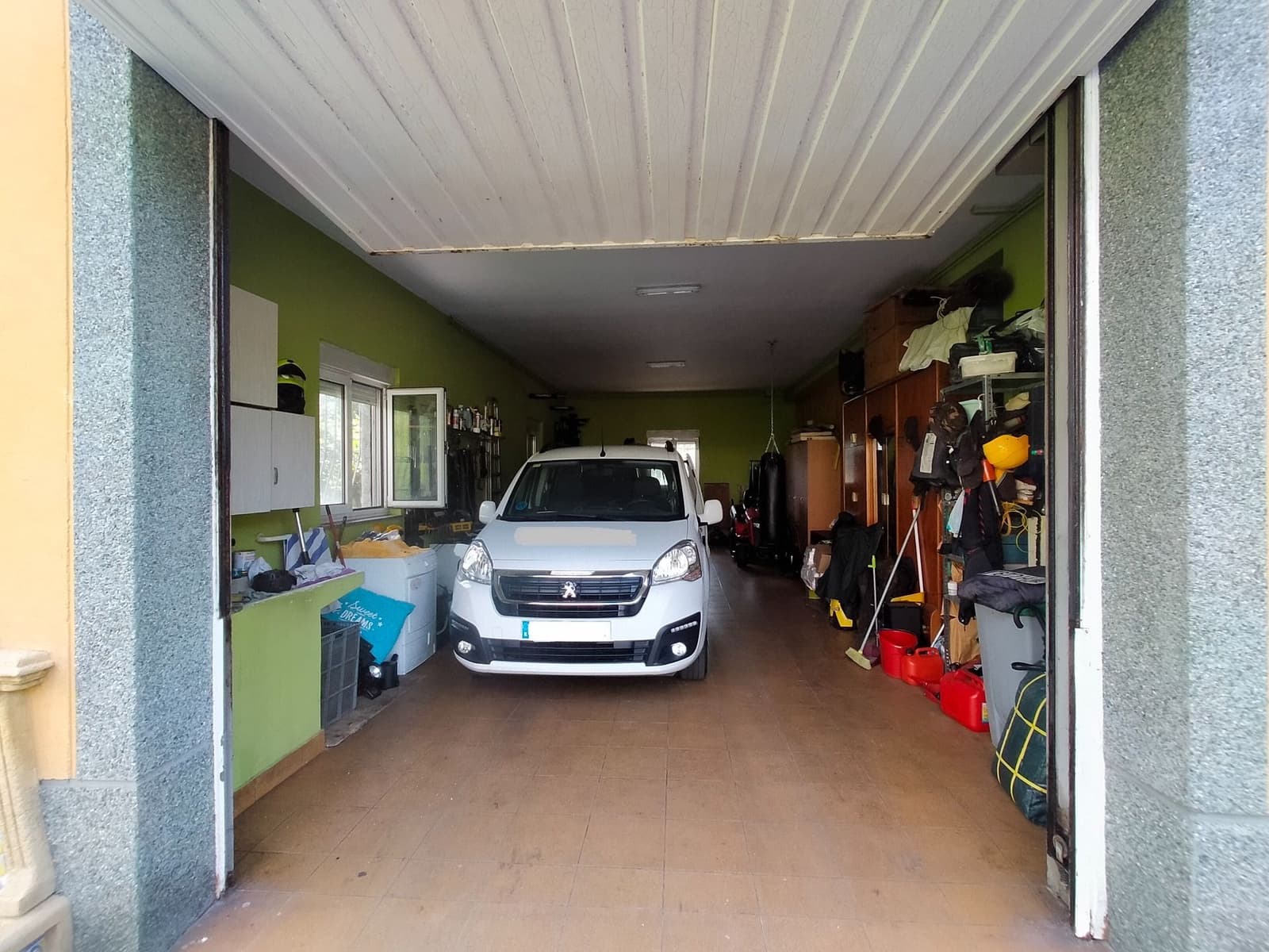 3 soveværelse Villa til salg i Soto del Barco med swimmingpool garage - € 350.000 (Ref: 9017104)