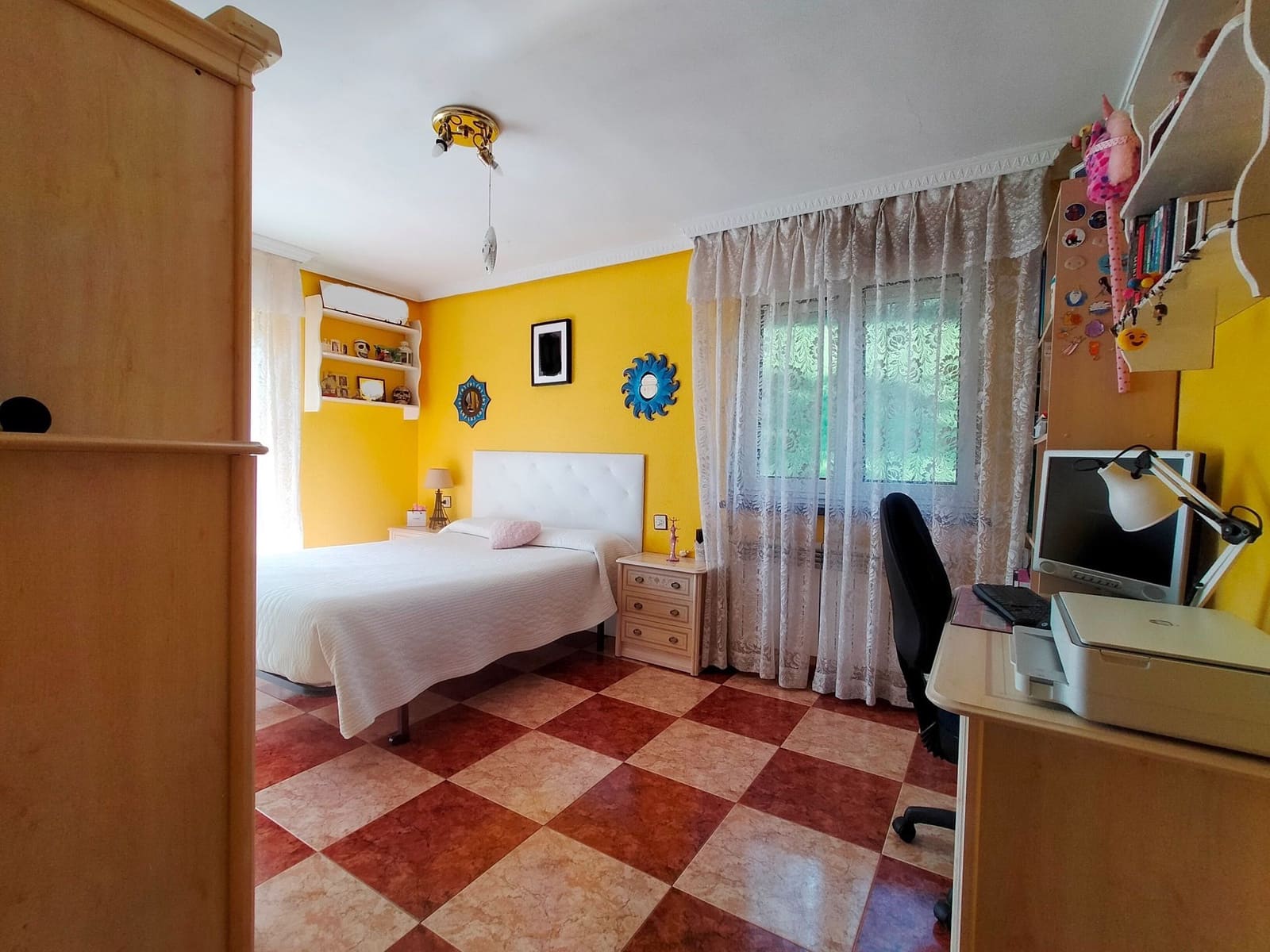 3 soveværelse Villa til salg i Soto del Barco med swimmingpool garage - € 350.000 (Ref: 9017104)