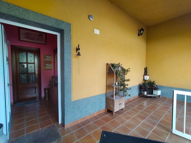 3 slaapkamer Villa te koop in Soto del Barco met zwembad garage - € 350.000 (Ref: 9017104)