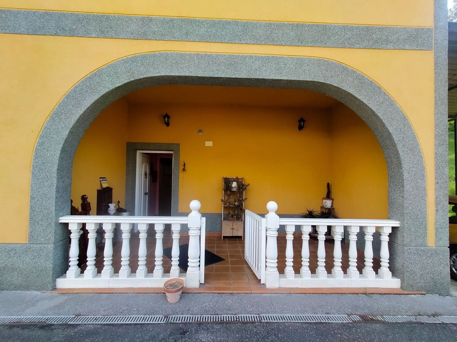 3 soveværelse Villa til salg i Soto del Barco med swimmingpool garage - € 350.000 (Ref: 9017104)