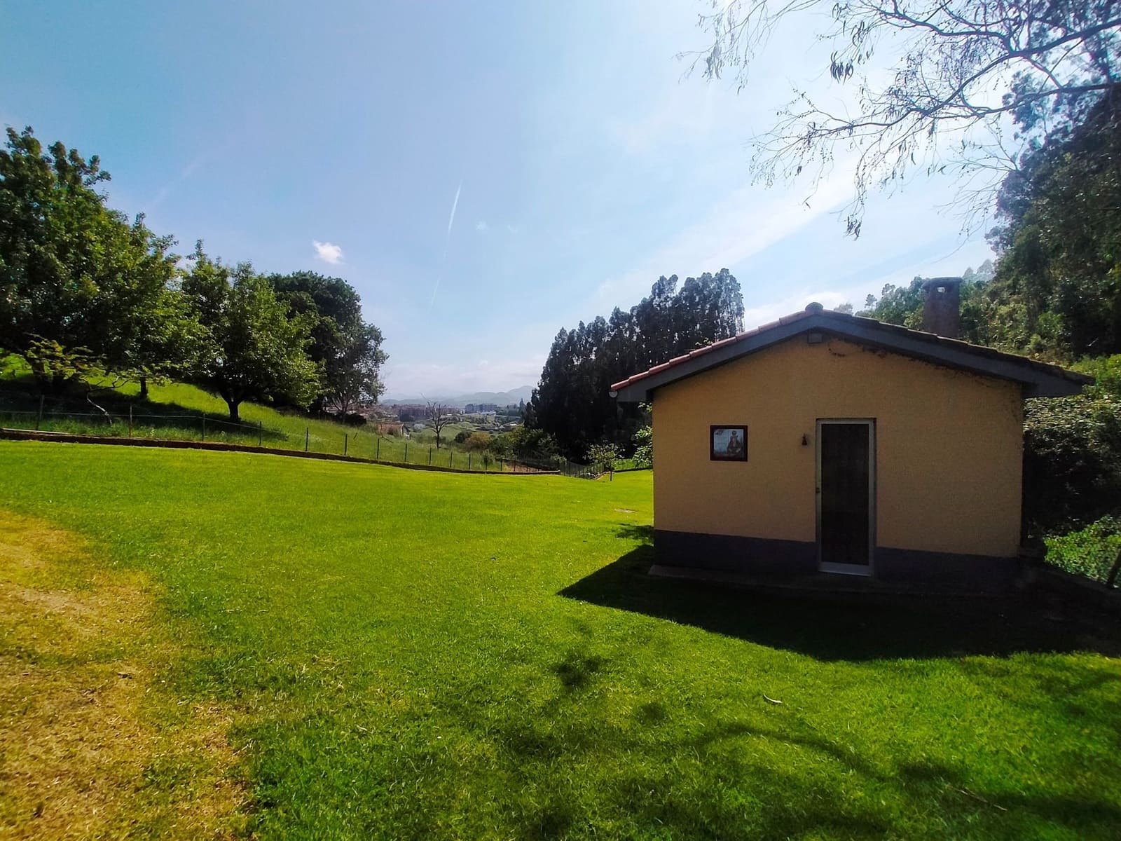 3 soveværelse Villa til salg i Soto del Barco med swimmingpool garage - € 350.000 (Ref: 9017104)