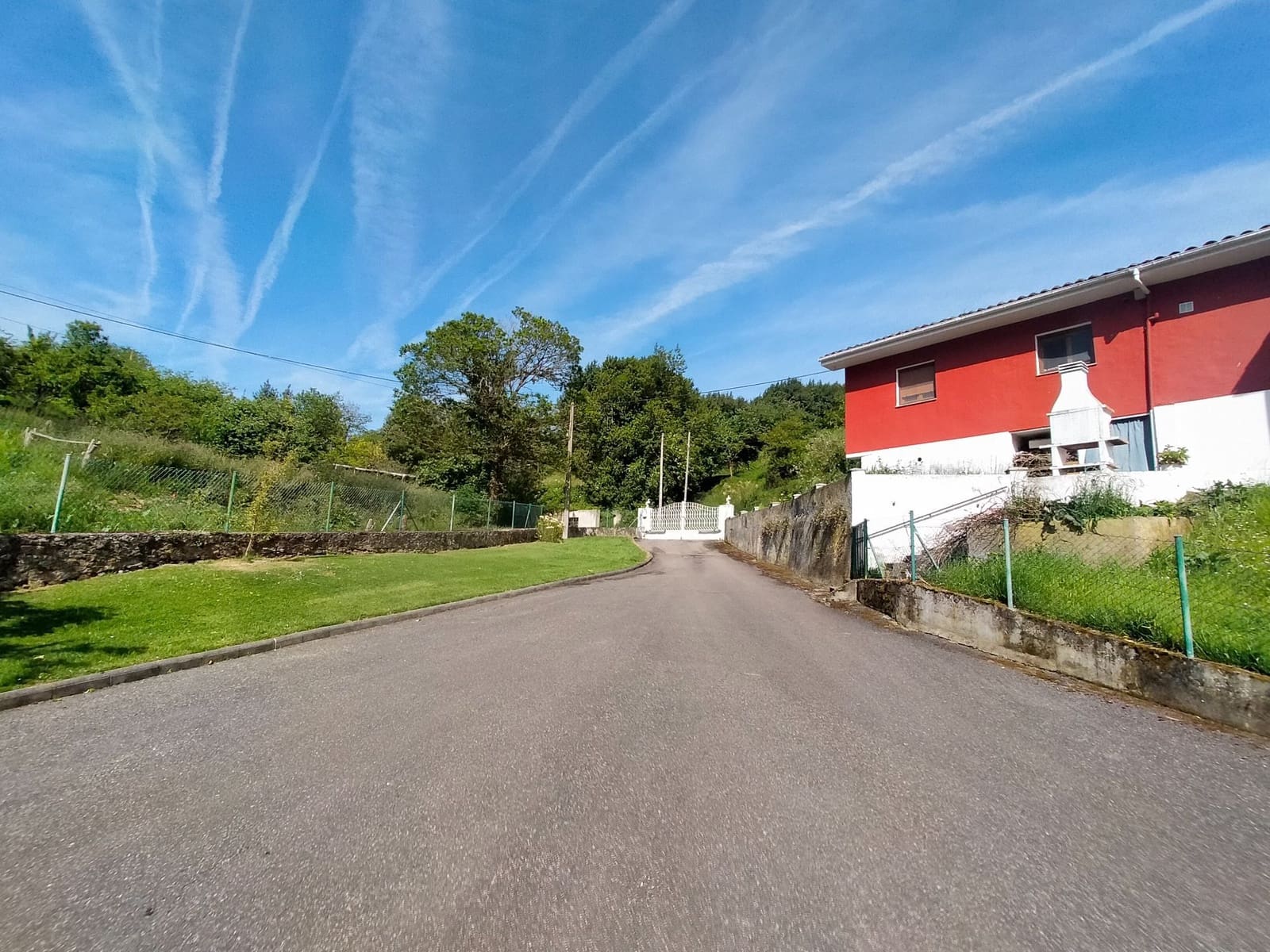 3 soveværelse Villa til salg i Soto del Barco med swimmingpool garage - € 350.000 (Ref: 9017104)