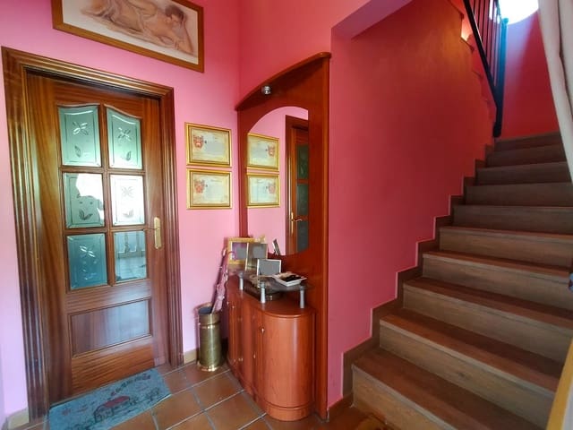 3 slaapkamer Villa te koop in Soto del Barco met zwembad garage - € 350.000 (Ref: 9017104)