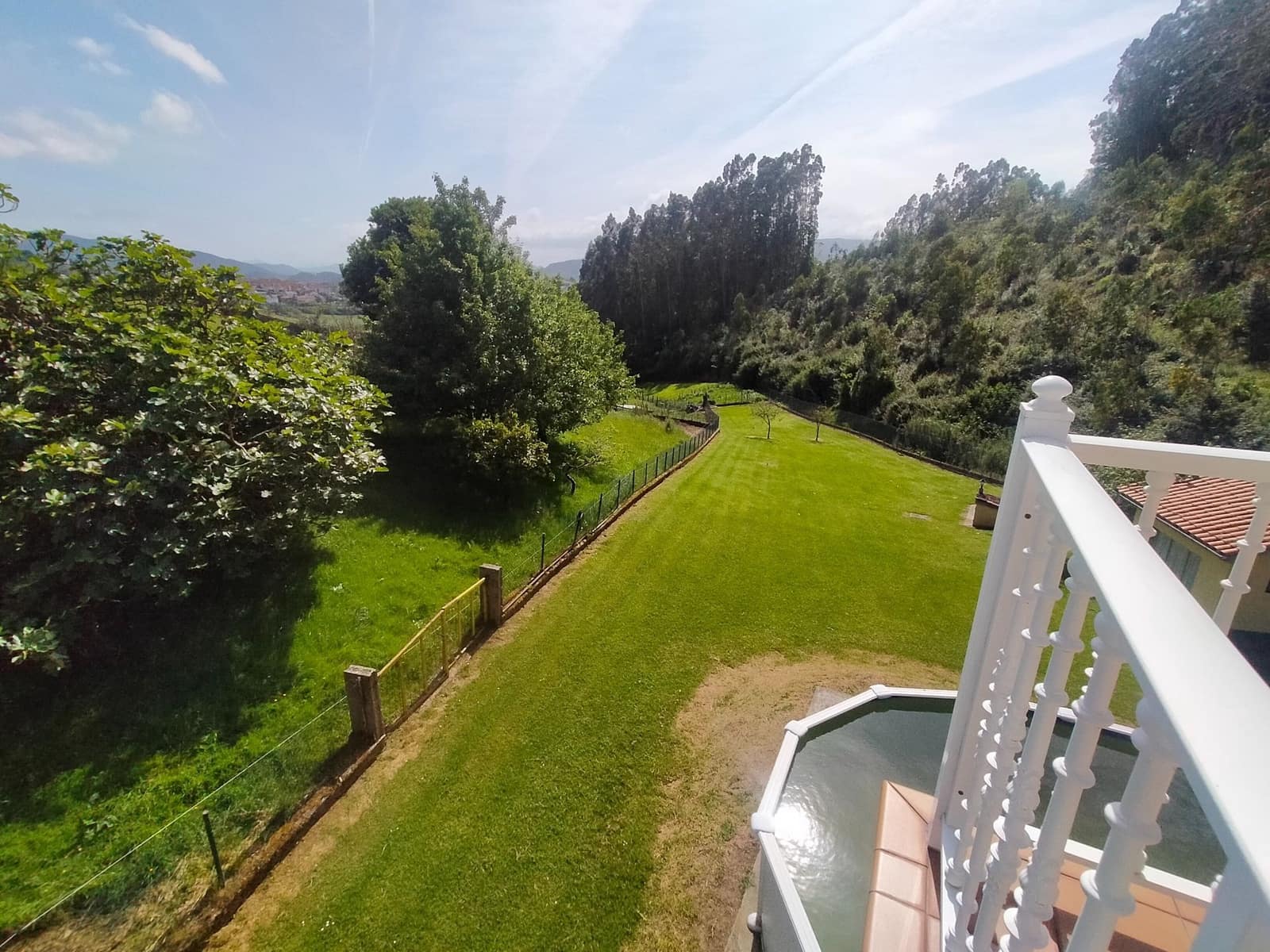 3 soveværelse Villa til salg i Soto del Barco med swimmingpool garage - € 350.000 (Ref: 9017104)