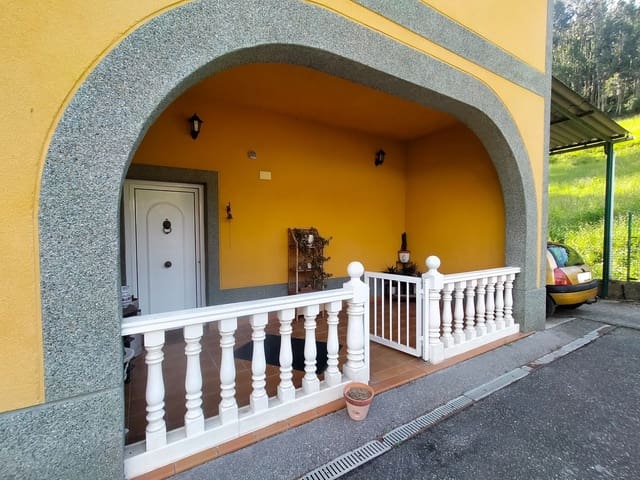 3 slaapkamer Villa te koop in Soto del Barco met zwembad garage - € 350.000 (Ref: 9017104)