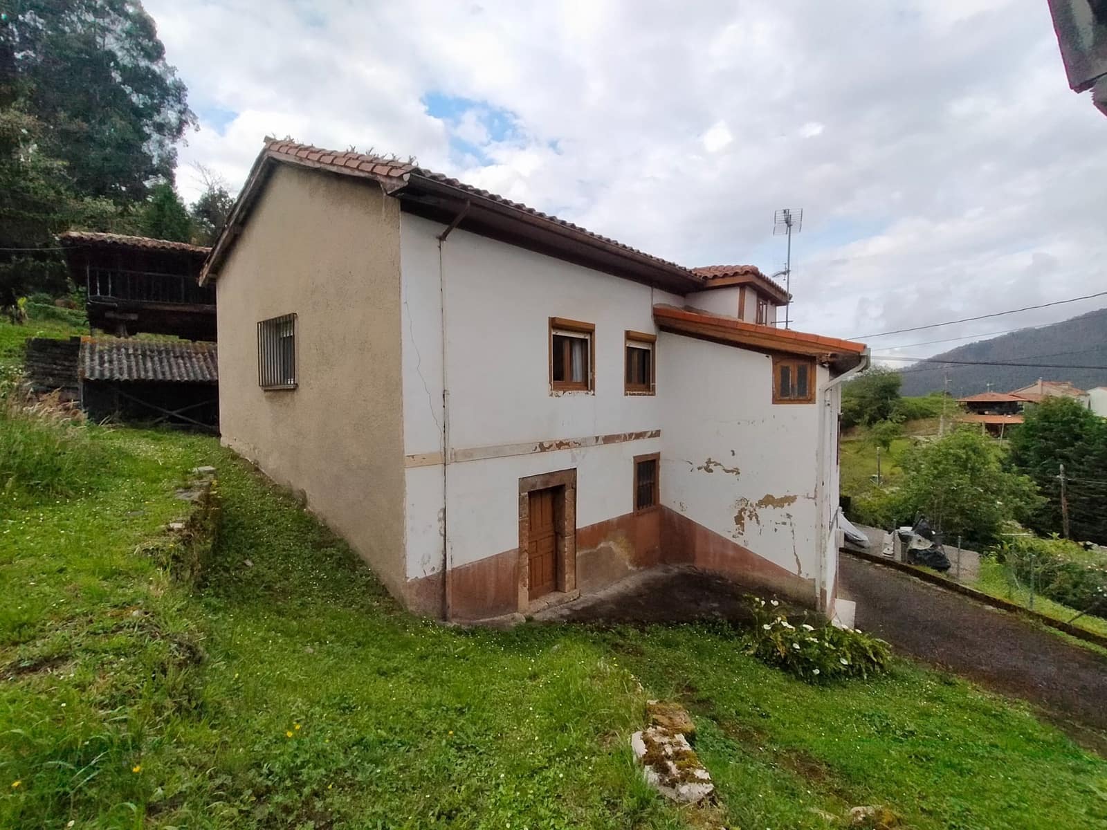 5 soveværelse Villa til salg i Pravia - € 170.000 (Ref: 9022979)