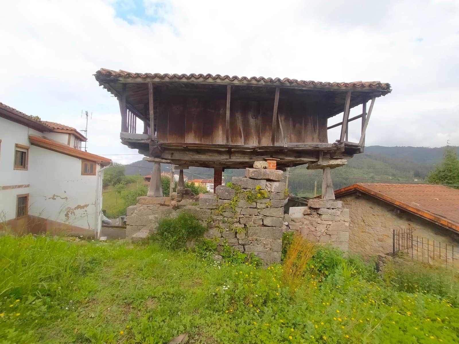 5 soveværelse Villa til salg i Pravia - € 170.000 (Ref: 9022979)