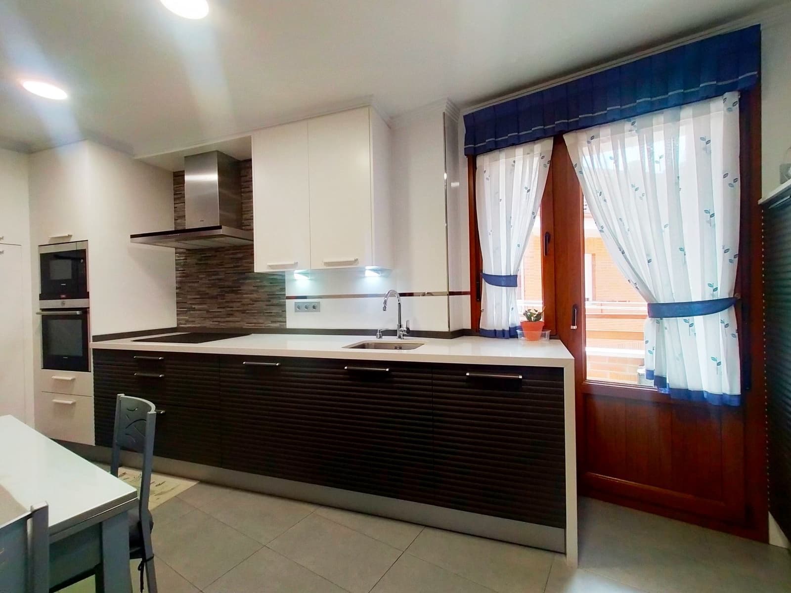 3 sypialnia Mieszkanie na sprzedaż w Pravia - 160 000 € (Ref: 9037850)