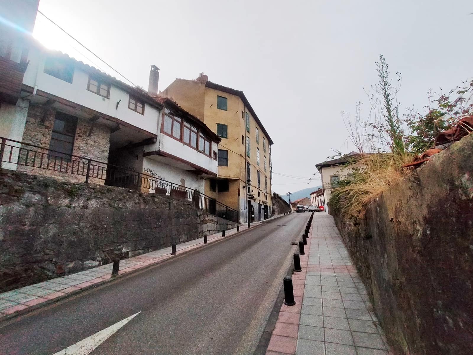 3 soveværelse Semi-Rækkehus til salg i Pravia med garage - € 60.000 (Ref: 9037851)