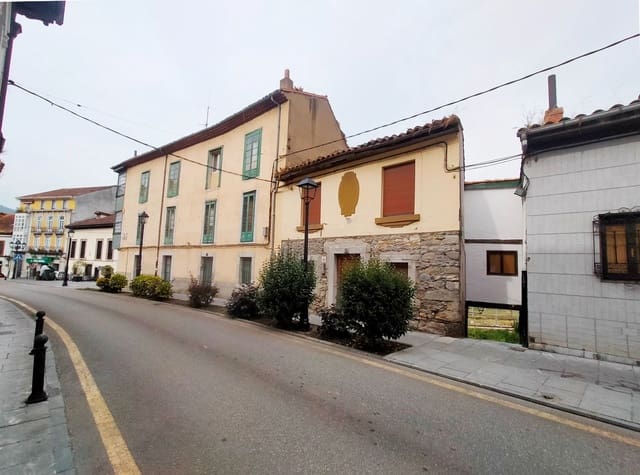 3 quarto Moradia Geminada para venda em Pravia com garagem - 60 000 € (Ref: 9037851)