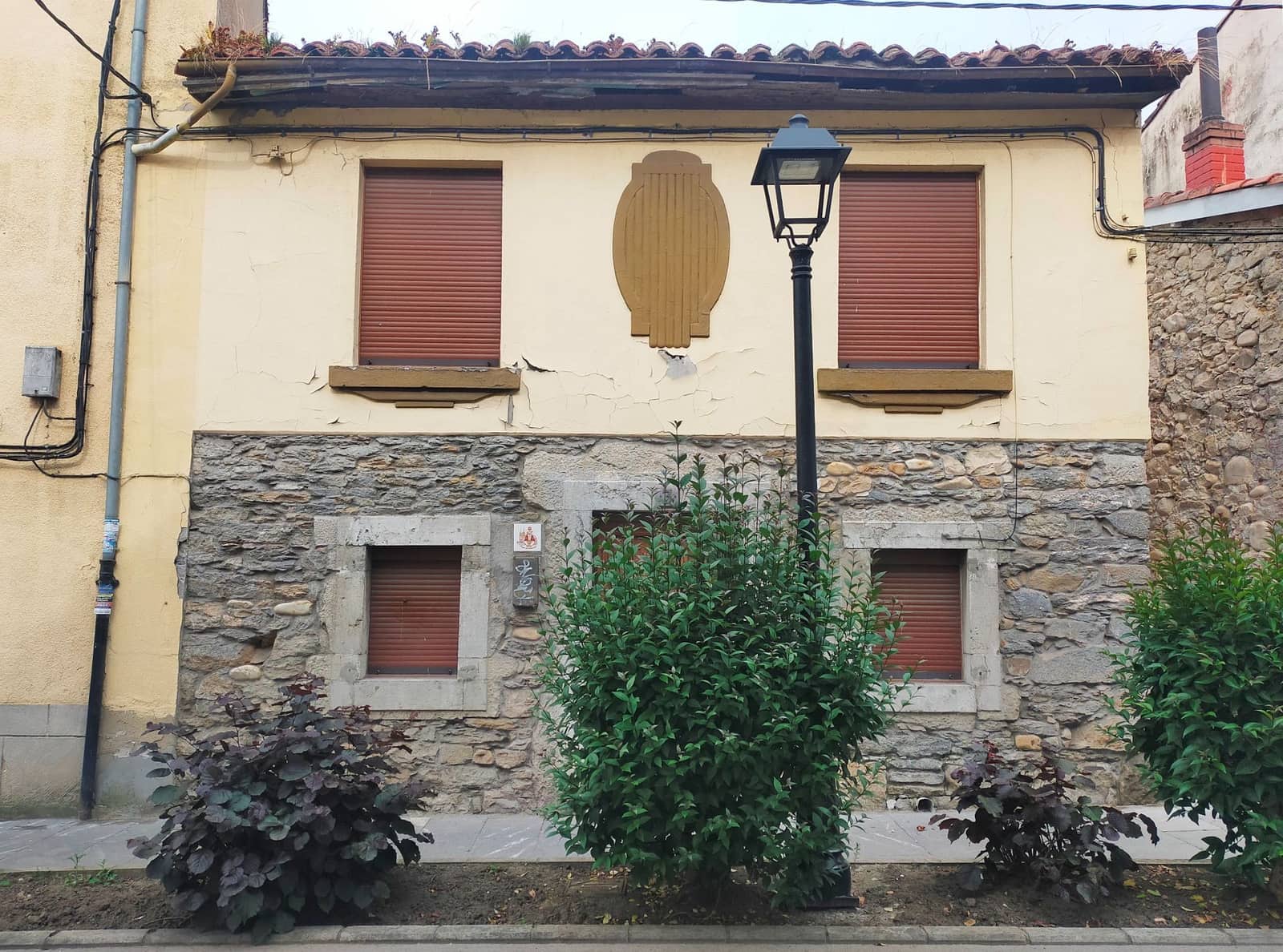 3 soveværelse Semi-Rækkehus til salg i Pravia med garage - € 60.000 (Ref: 9037851)