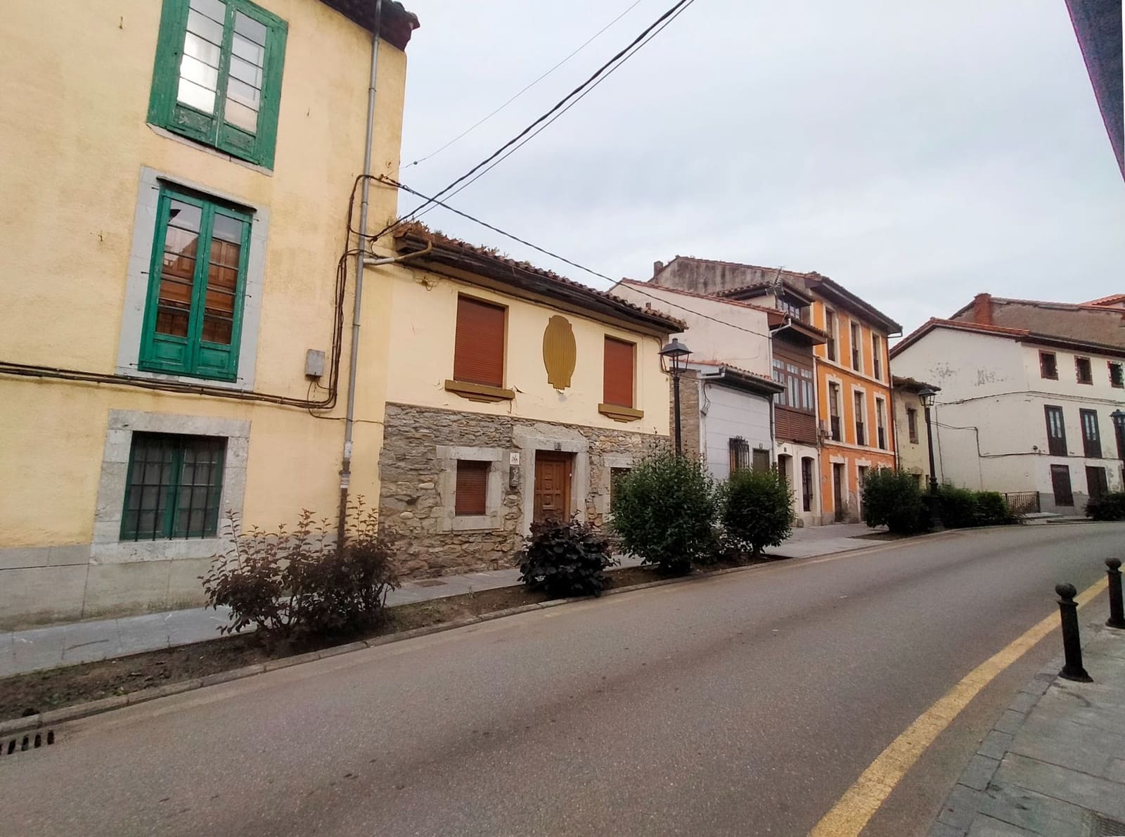 3 soveværelse Semi-Rækkehus til salg i Pravia med garage - € 60.000 (Ref: 9037851)