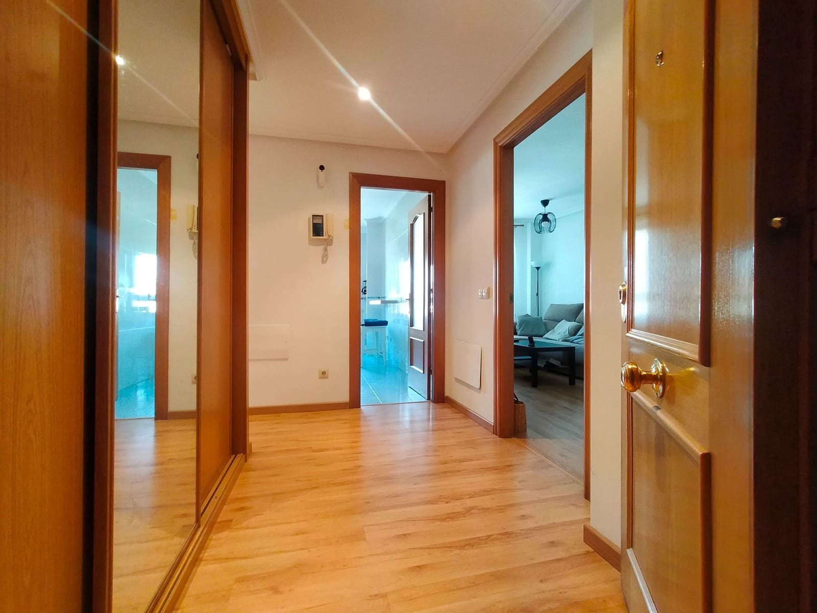 2 sypialnia Mieszkanie na sprzedaż w Salas z garażem - 125 000 € (Ref: 9098883)