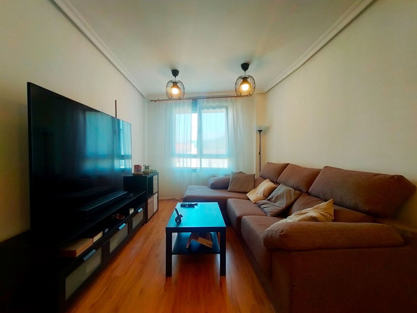 2 sypialnia Mieszkanie na sprzedaż w Salas z garażem - 125 000 € (Ref: 9098883)