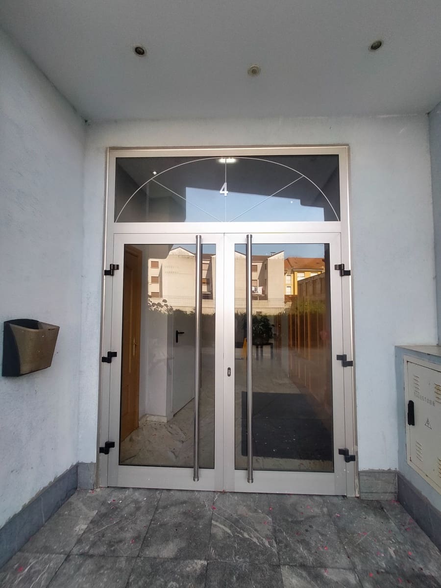 2 sypialnia Mieszkanie na sprzedaż w Salas z garażem - 125 000 € (Ref: 9098883)