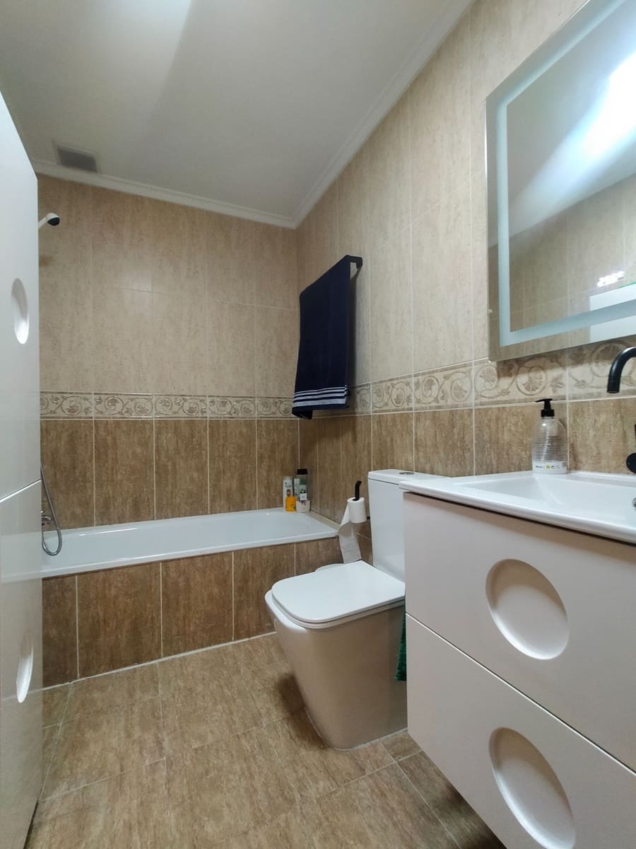 2 sypialnia Mieszkanie na sprzedaż w Salas z garażem - 125 000 € (Ref: 9098883)