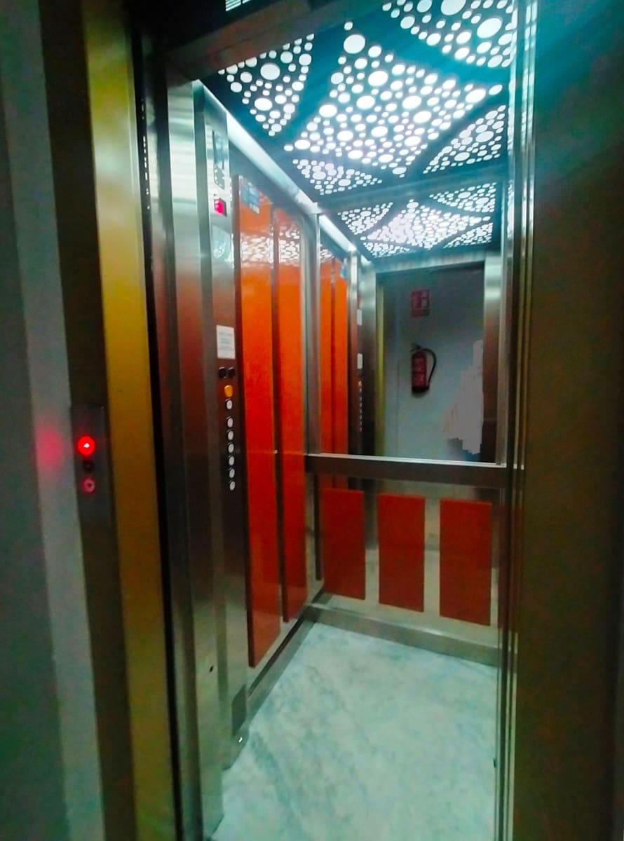 2 sypialnia Mieszkanie na sprzedaż w Salas z garażem - 125 000 € (Ref: 9098883)