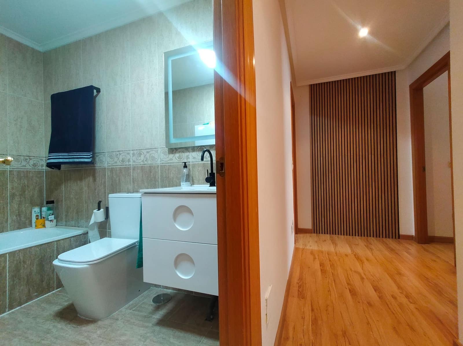 2 sypialnia Mieszkanie na sprzedaż w Salas z garażem - 125 000 € (Ref: 9098883)