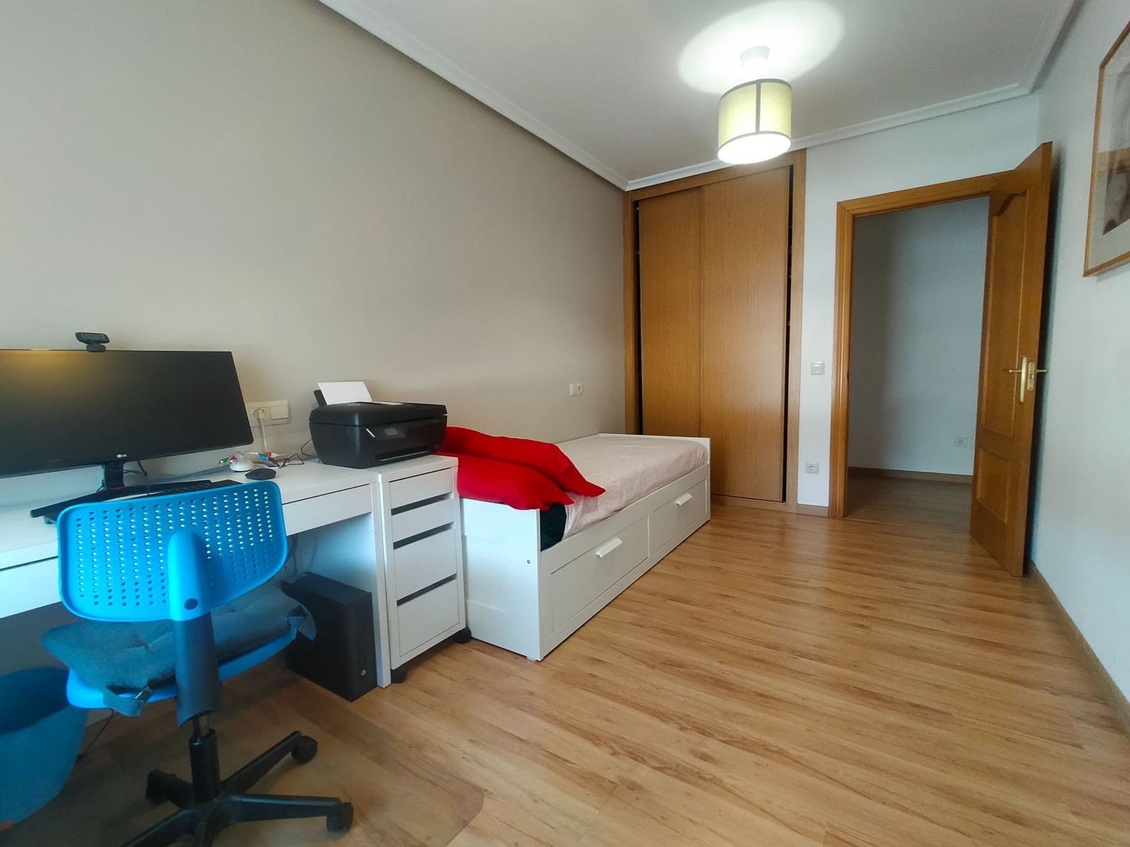 2 sypialnia Mieszkanie na sprzedaż w Salas z garażem - 125 000 € (Ref: 9098883)