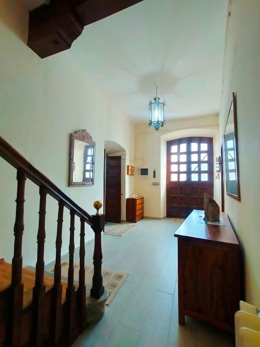 8 soveværelse Villa til salg i Pravia med garage - € 635.000 (Ref: 9251876)