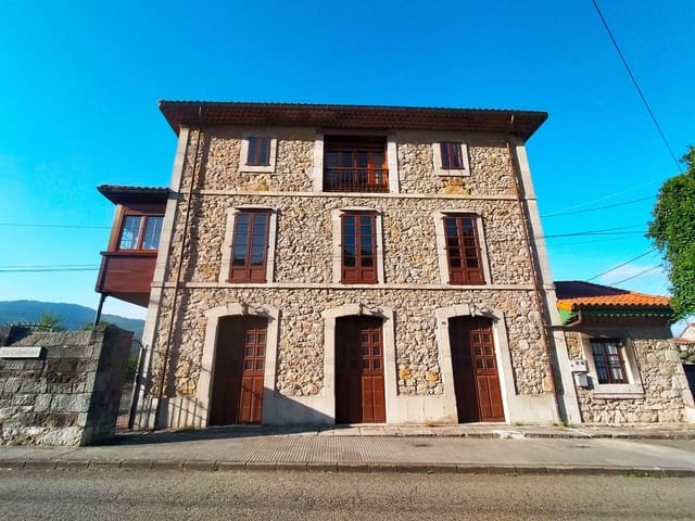 8 soveværelse Villa til salg i Pravia med garage - € 635.000 (Ref: 9251876)