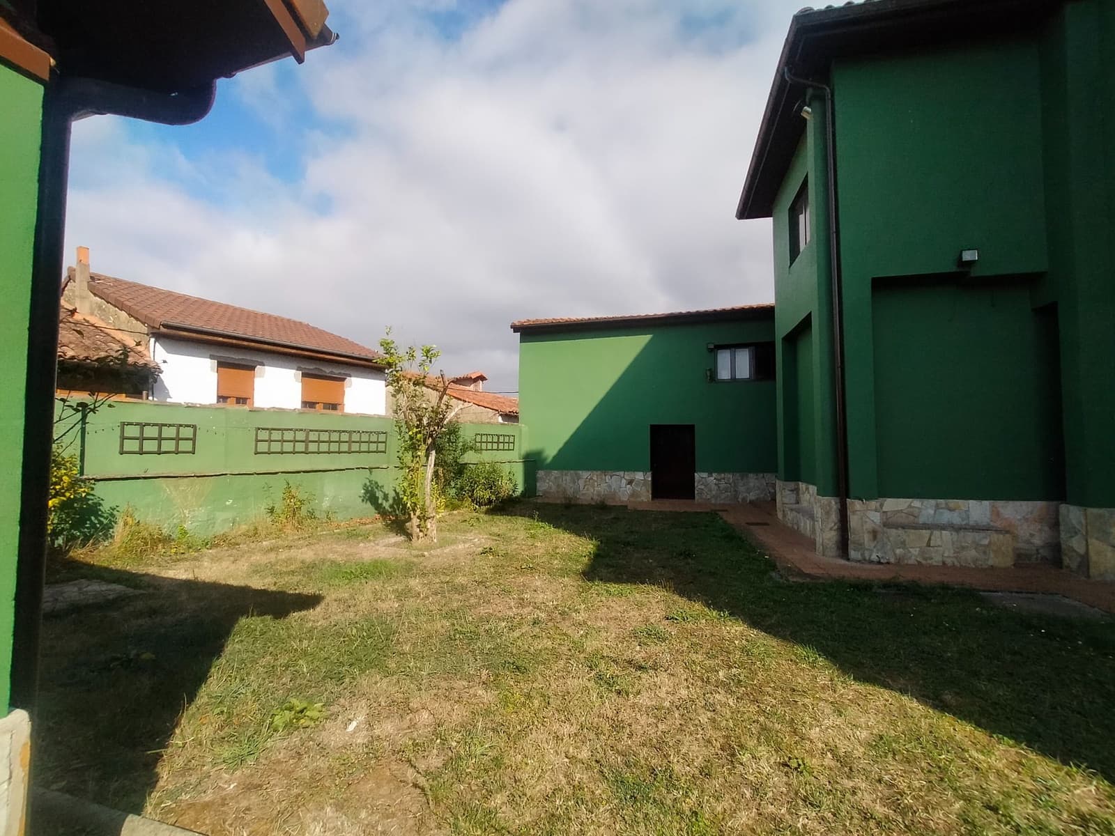 8 soveværelse Villa til salg i Pravia med garage - € 635.000 (Ref: 9251876)