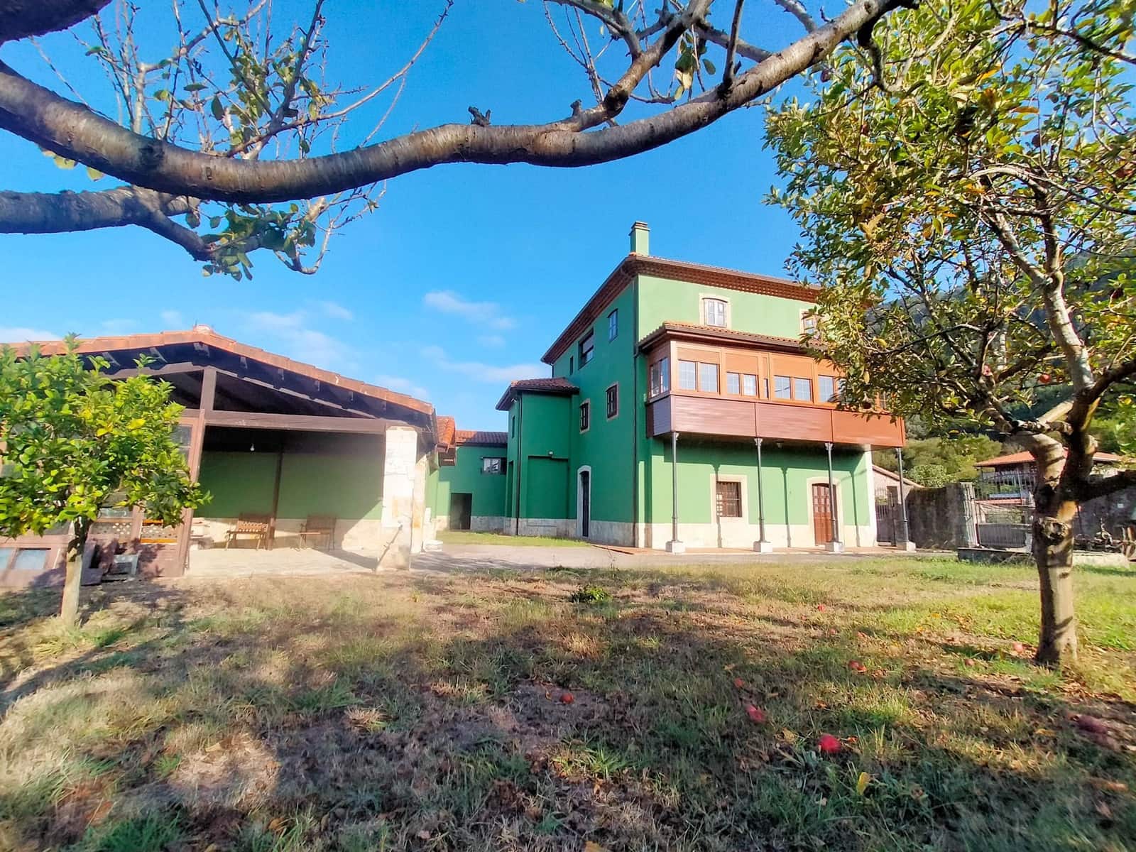 8 soveværelse Villa til salg i Pravia med garage - € 635.000 (Ref: 9251876)