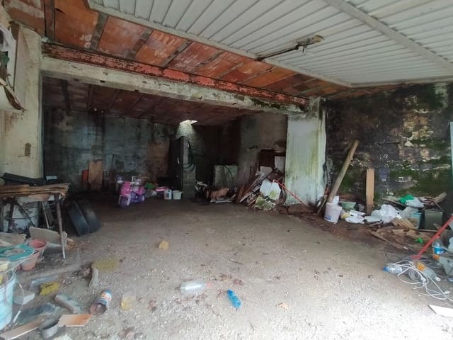 3 bedroom Townhouse for sale in Pravia with garage - € 70,000 (Ref: 9256771)