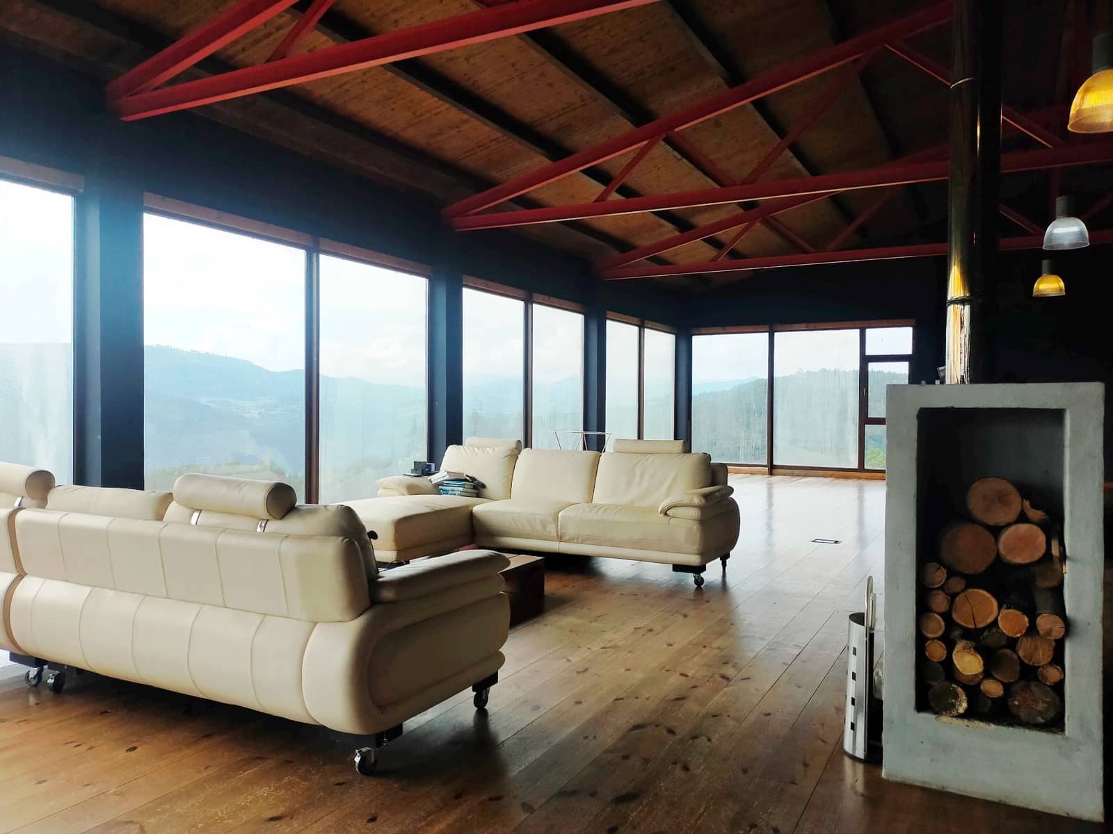 10 slaapkamer Villa te koop in Pravia met garage - € 220.000 (Ref: 9317242)