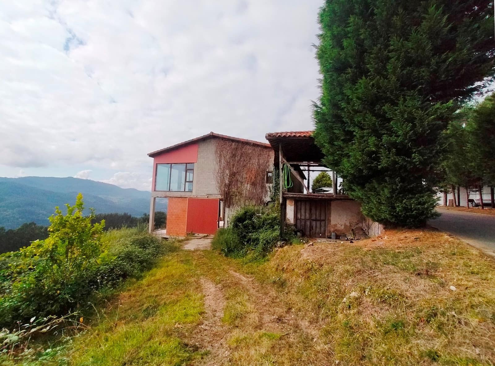 10 slaapkamer Villa te koop in Pravia met garage - € 220.000 (Ref: 9317242)