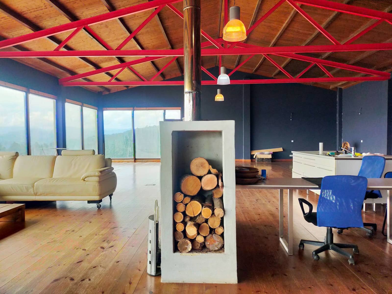 10 slaapkamer Villa te koop in Pravia met garage - € 220.000 (Ref: 9317242)