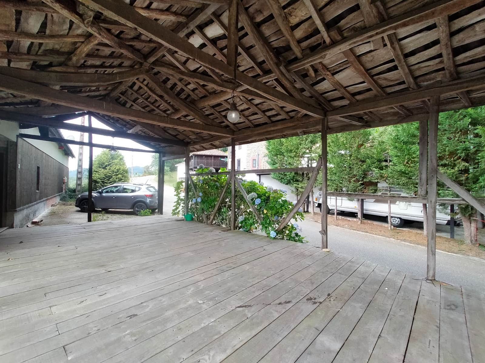 10 slaapkamer Villa te koop in Pravia met garage - € 220.000 (Ref: 9317242)